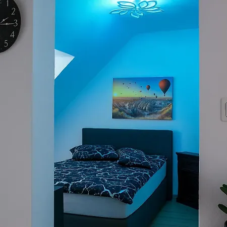 Citynest R12 *