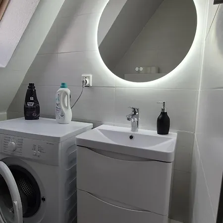 Apartment Citynest R12 *